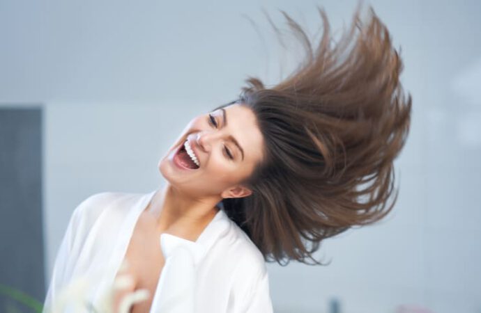Hemply Hair Fall Prevention Lotion: Kann es wirklich Haarausfall stoppen und das Haarwachstum beschleunigen?